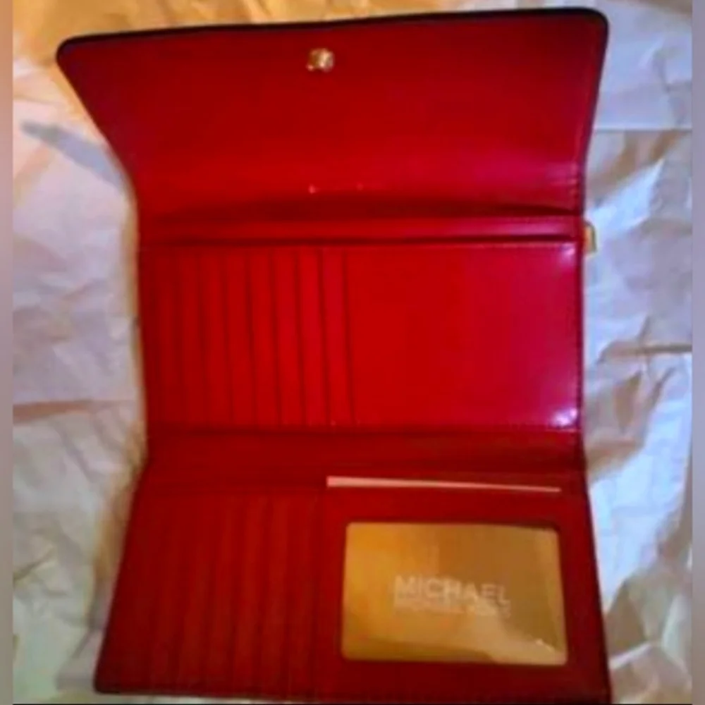 SALE! MICHAEL KORS NEW WITH TAGS, RED AND BROWN WALLET! Firm sales price. - Picture 6 of 8